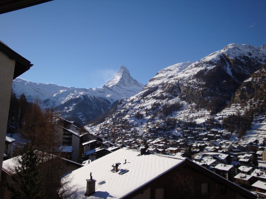 Haus St.Martin Apartment Zermatt Ruang foto